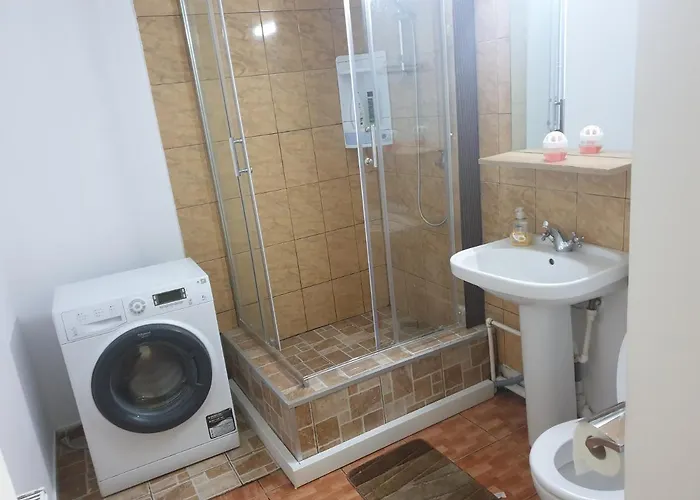 Garsoniera 2 부쿠레슈티